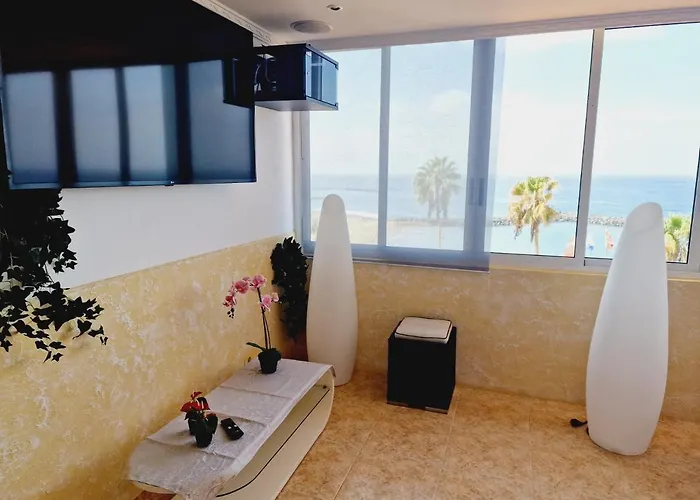 Tatil Evi First Line Of The Ocean, 3 Bedrooms & Free Wifi Playa de las Américas