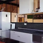 First Line Of The Ocean, 3 Bedrooms & Free Wifi בית נופש