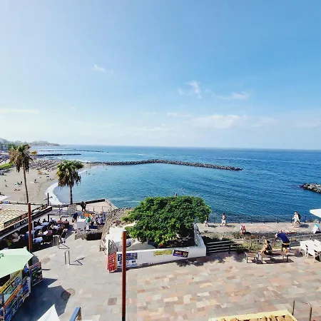 First Line Of The Ocean, 3 Bedrooms & Free Wifi בית נופש *
